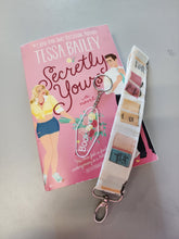 Load image into Gallery viewer, Booklover Motel Key chain