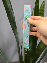 Load image into Gallery viewer, Pool side key fob
