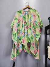 Load image into Gallery viewer, Island Breeze Kimono
