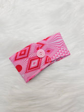 Load image into Gallery viewer, Pink Geometric drink cozie
