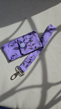 Load image into Gallery viewer, Violet leaves key fob
