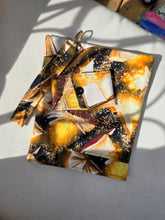 Load image into Gallery viewer, Mystical Books Drink Cozie

