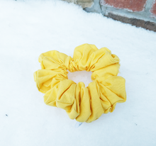 Load image into Gallery viewer, Canary scrunchie
